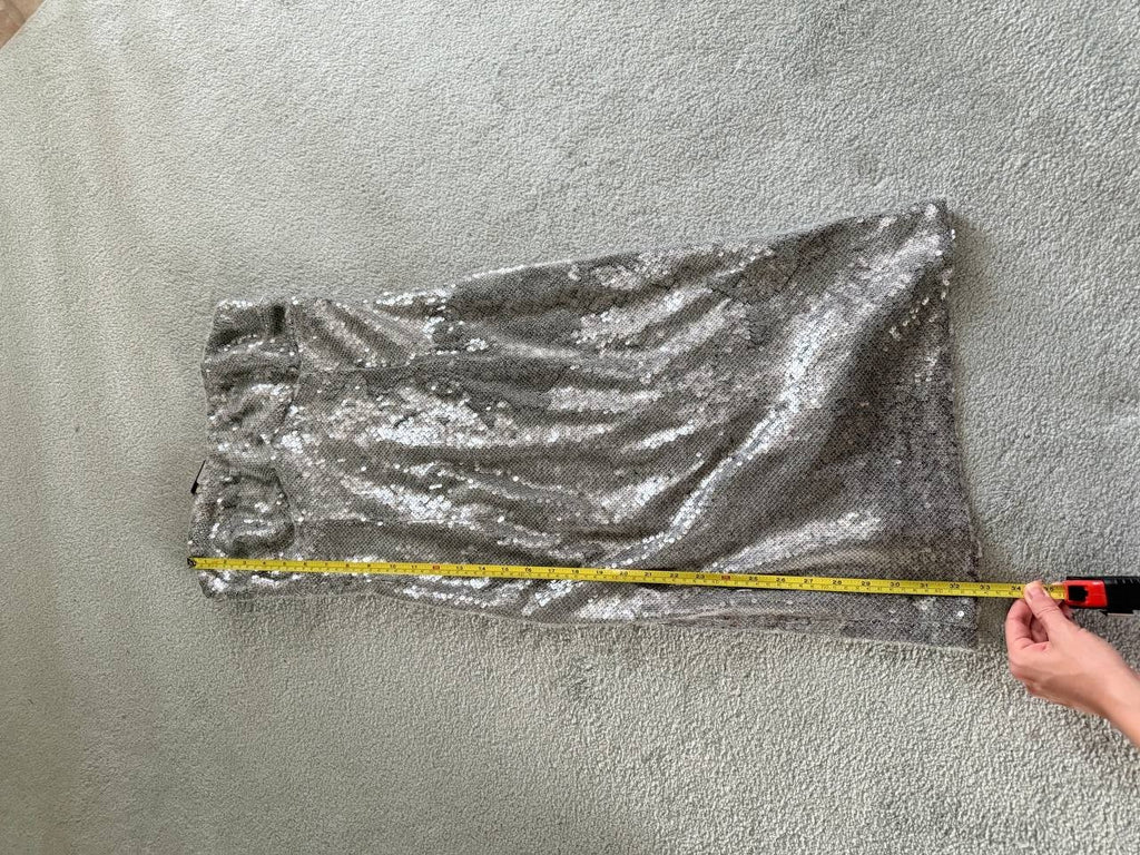 GUESS Silver Strapless Sequin Cocktail Dress – Size 6 – NWT – MSRP $188