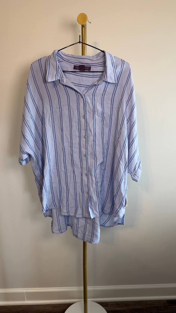 Gloria Vanderbilt Plus Size Short Sleeve Woven Shirt Blue 2X NWT $48