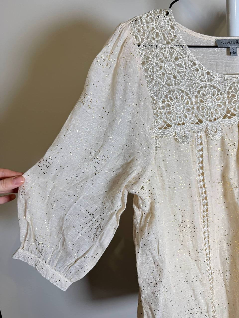 Figueroa & Flower Ivory Embroidered Balloon‑Sleeve Blouse – Size S – NWT – $68