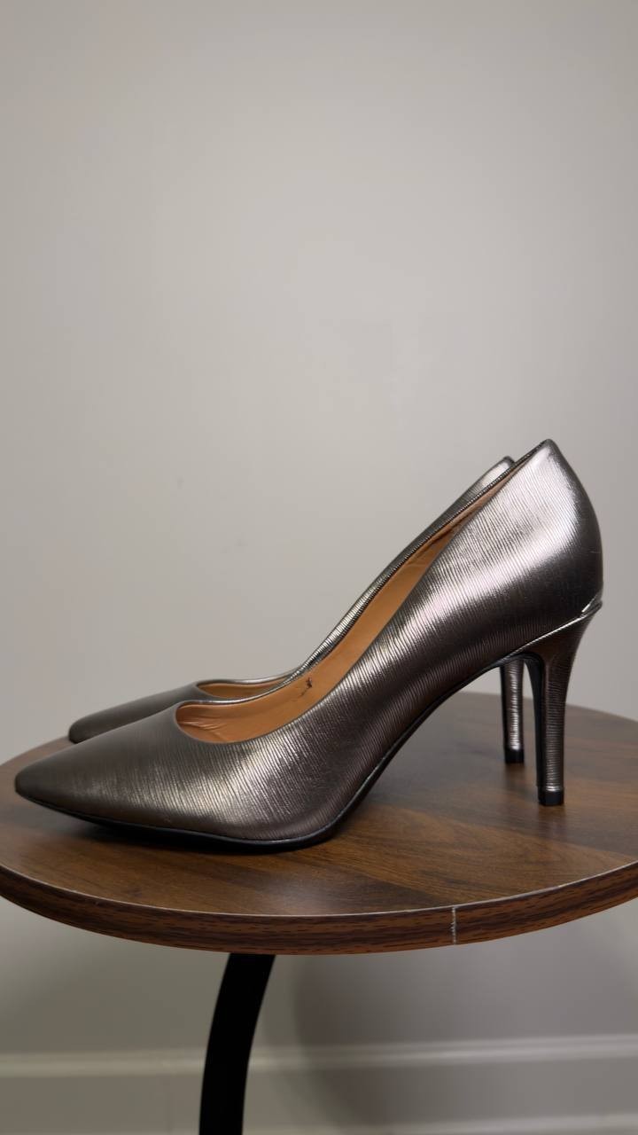 Calvin  Klein  Stiletto  Pumps  Gray  7  M  New