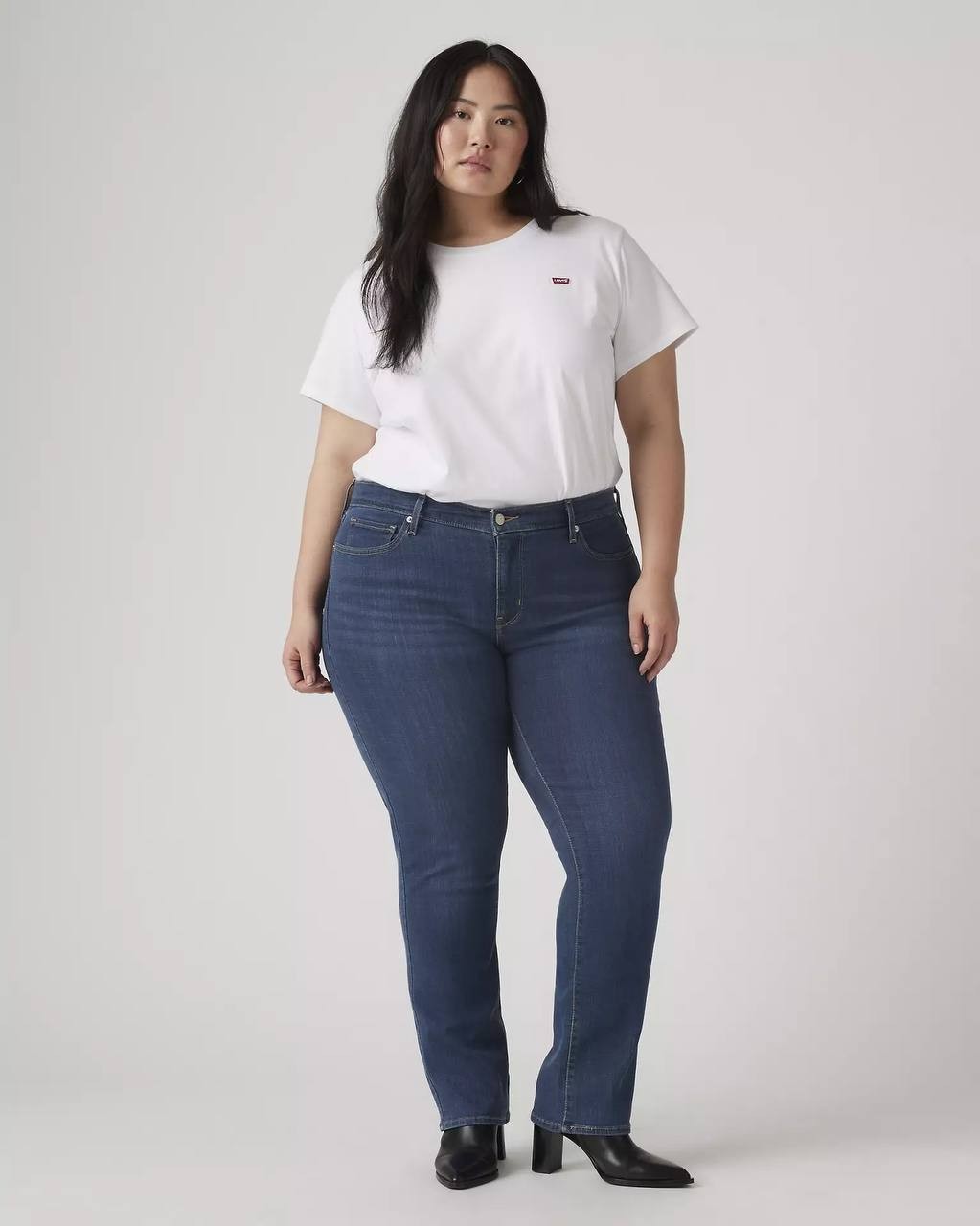 Levi’s Classic Straight Women’s Jeans Plus Size Blue 22W NWT $59.50