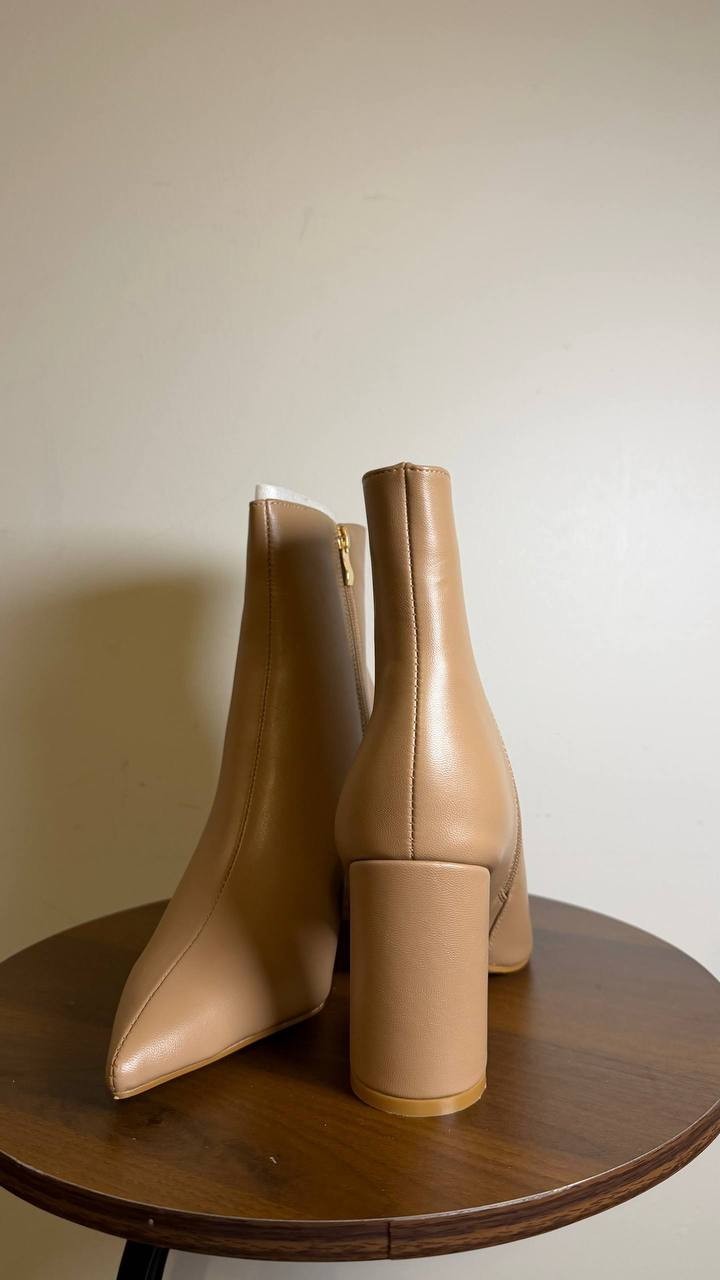 G.C. Shoes Nude Faux Leather Booties Size 8 New in Box $99.99