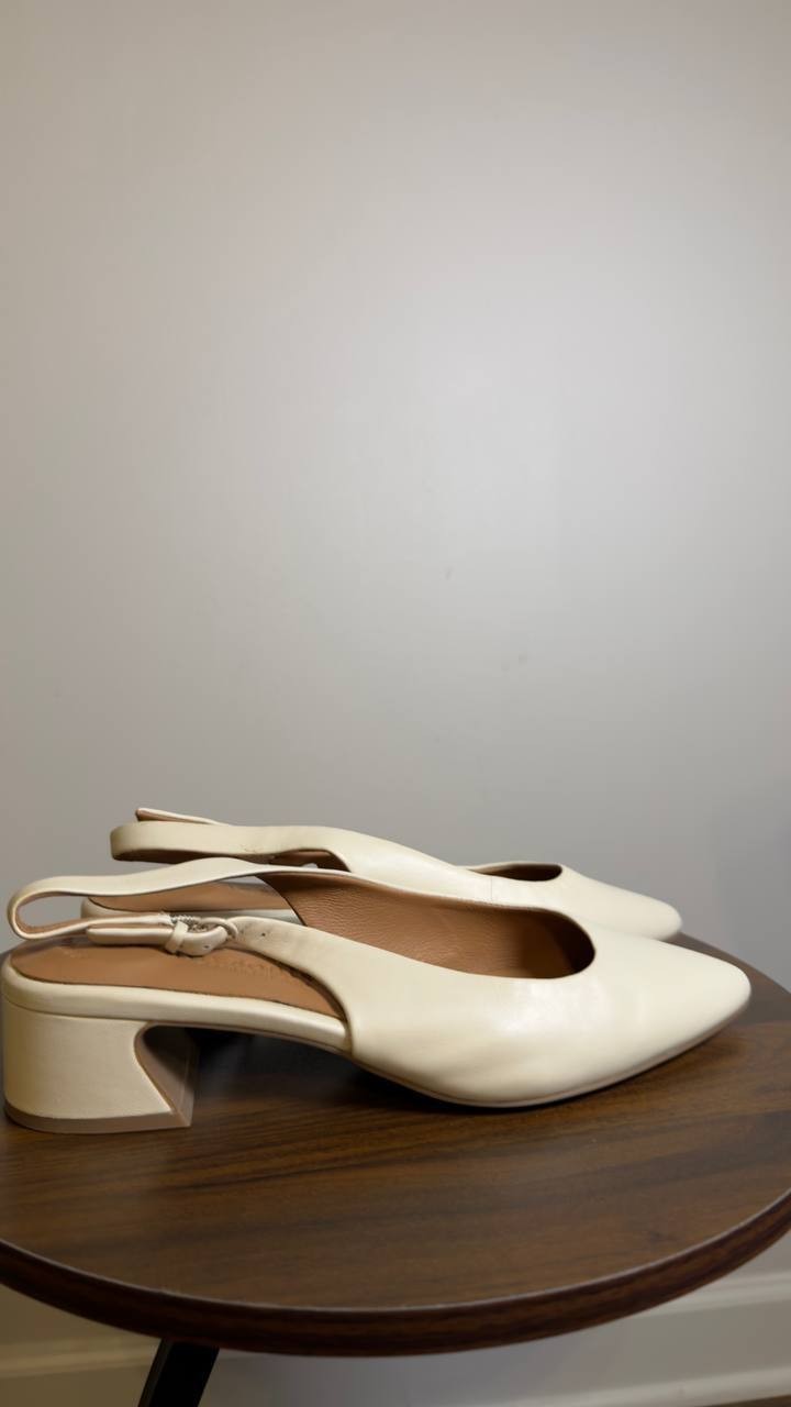 Gentle Souls Kenneth Cole Slingback Pumps Stone 8.5 M Pre-Owned $189.00
