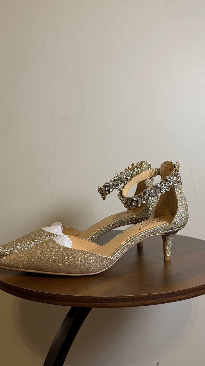 Jewel Badgley Mischka Raleigh Pumps Gold Glitter 7 Man‑Made MSRP $109 NWB
