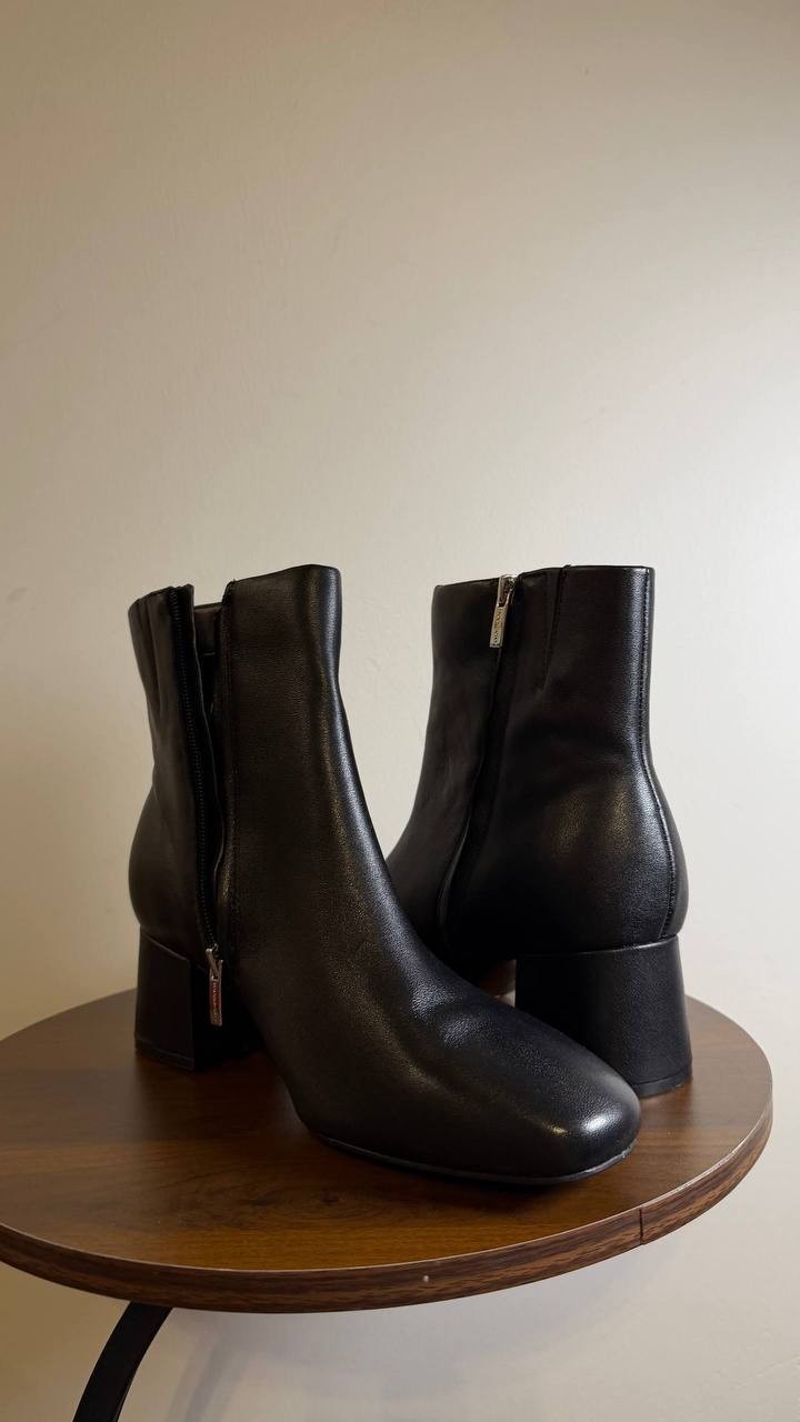 Rockport Women’s Block Heel Booties – Size 9M – Black – New in Box – MSRP $169