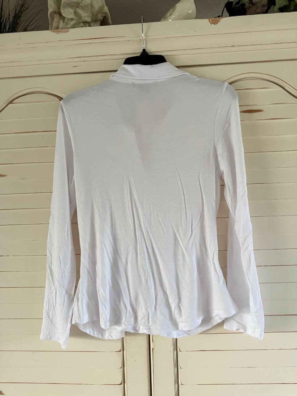 Sanctuary White Ruched Button Front Knit Top – Size M – NWT