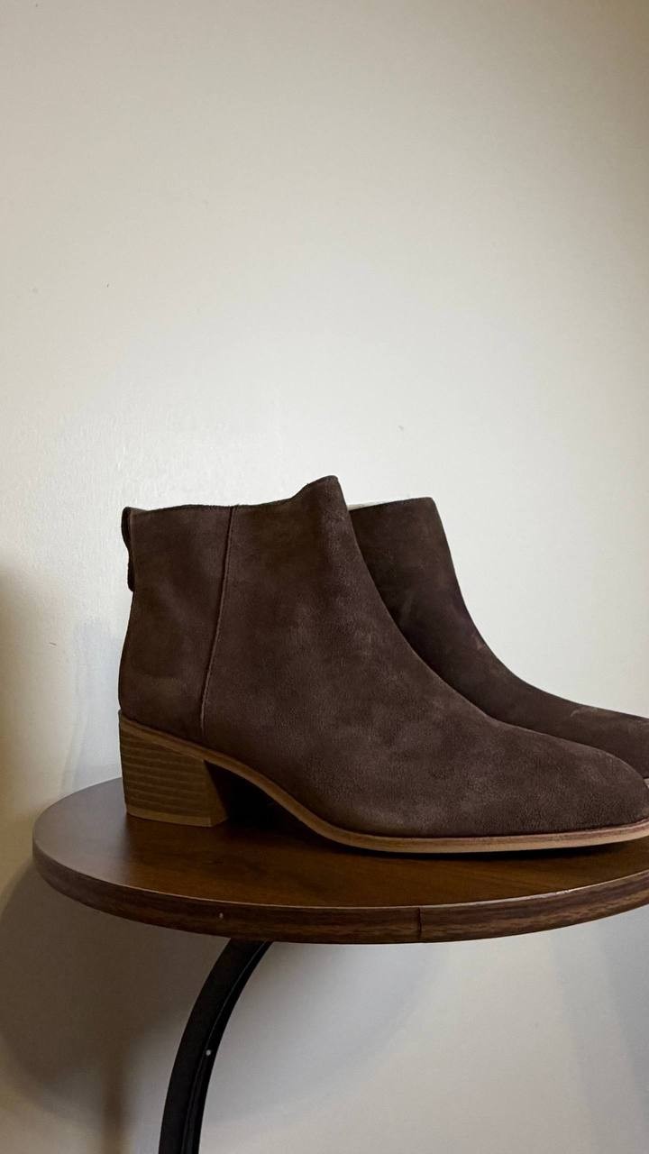 Dr. Scholl’s Dark Brown Suede Ankle Boots 9.5M NIB MSRP $115