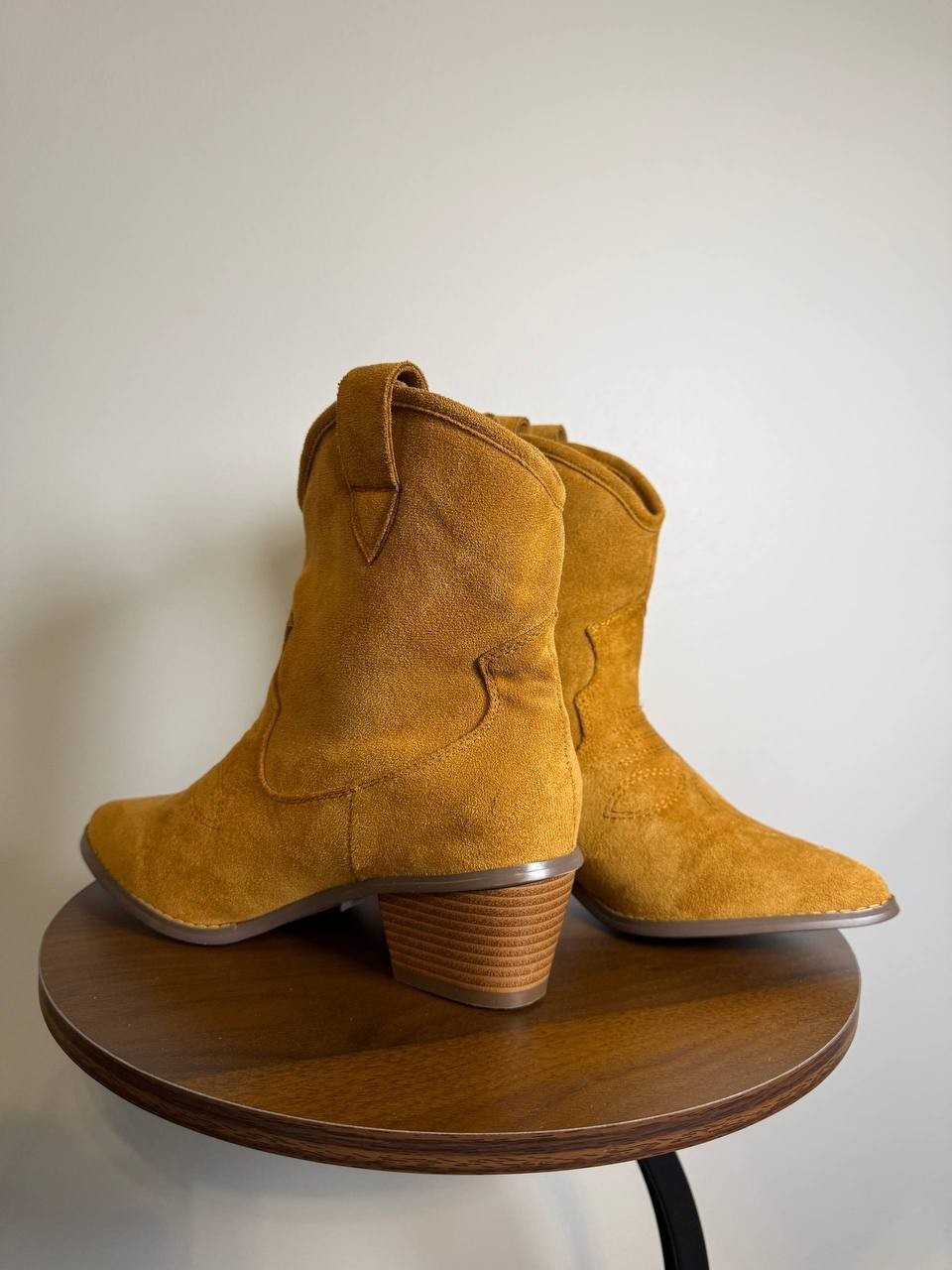French Connection Carrie Western Boots–Cognac–Size 7.5–Faux Leather–New i Box