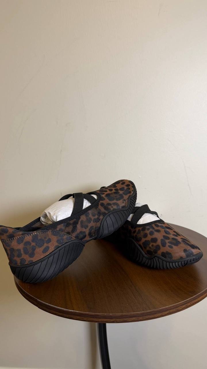 Steve Madden Women’s Vador Crossband Mary‑Jane Sneaker Flats Leopard Mesh 8 NIB