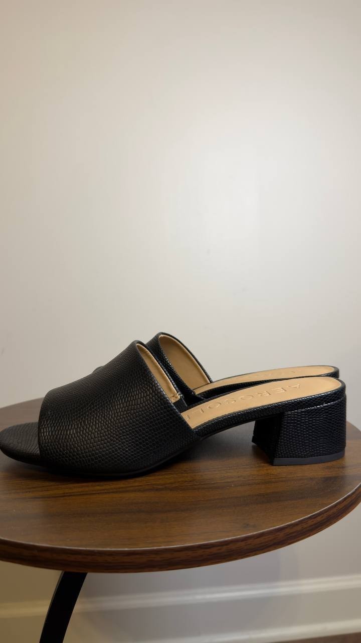 Aerosoles Toe Slide Sandals Black 8 W New $79.00