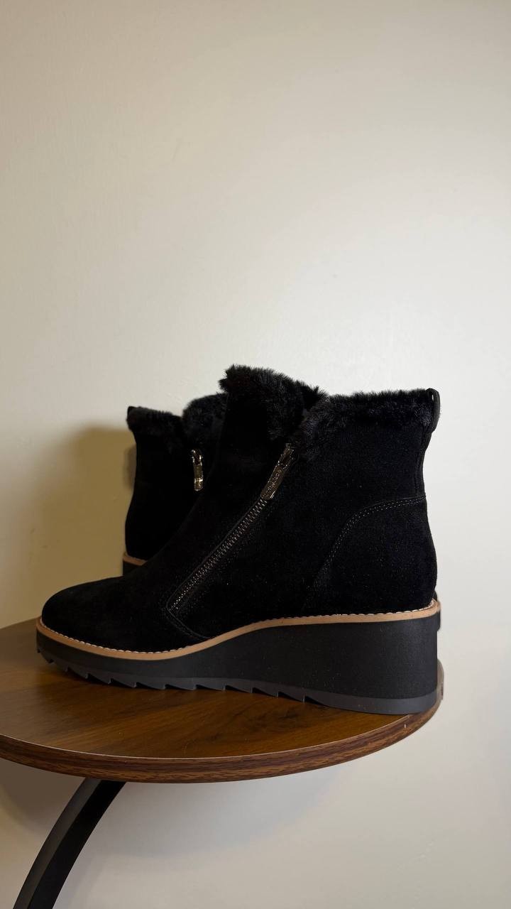 Easy Spirit Ankle Booties 9M Black Suede Comfort New in Box