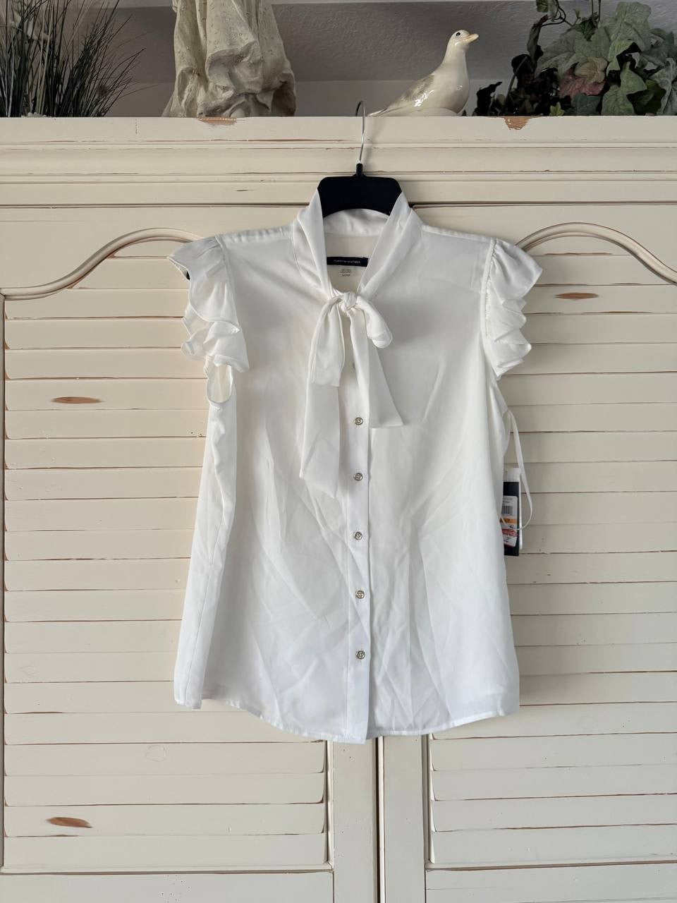 Tommy Hilfiger Flutter-Sleeve Tie-Neck Blouse White Size S NWT $69 – Chic Classi