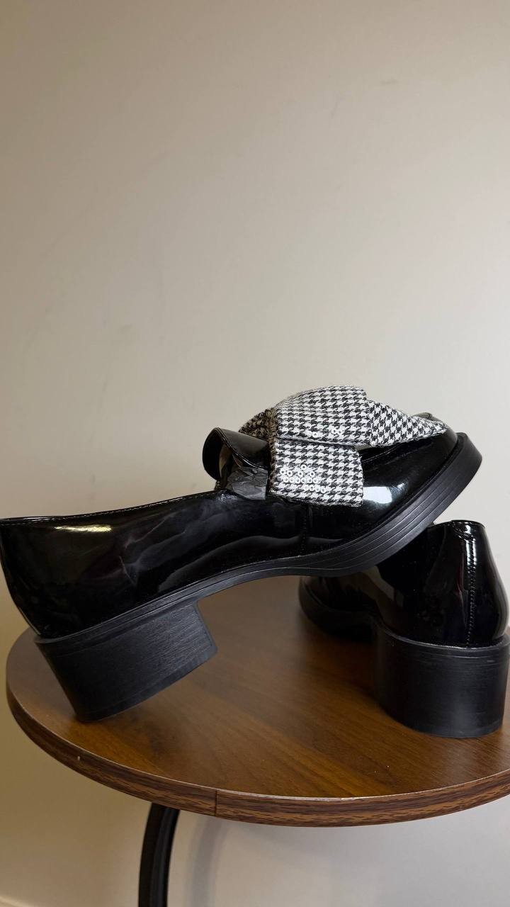 Karl Lagerfeld Slip-On Loafers Black/White Leather Size 11 New in Box $169