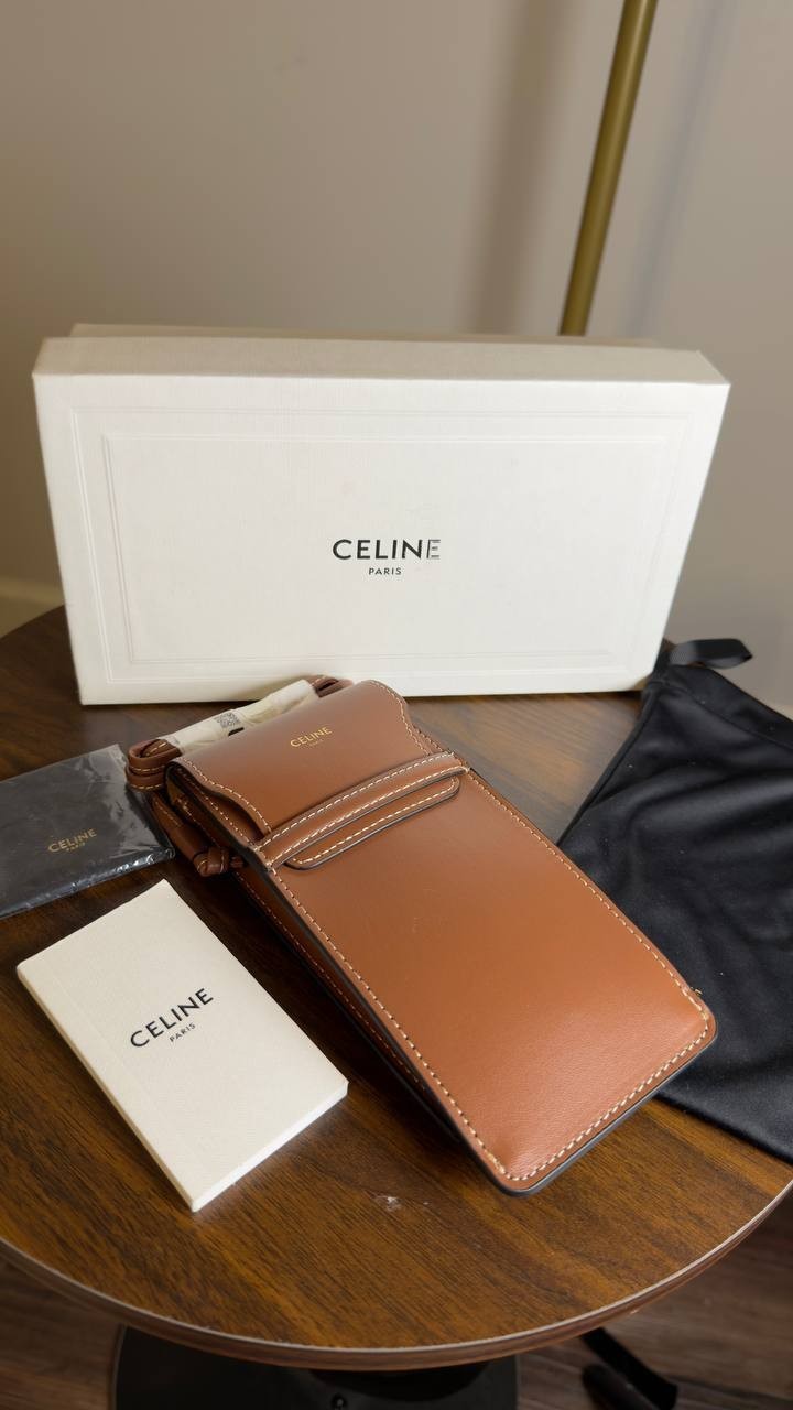 Celine  Metal  Triomphe  CL40281U  Gold/Green  Sunglasses  OS  NWT  $550