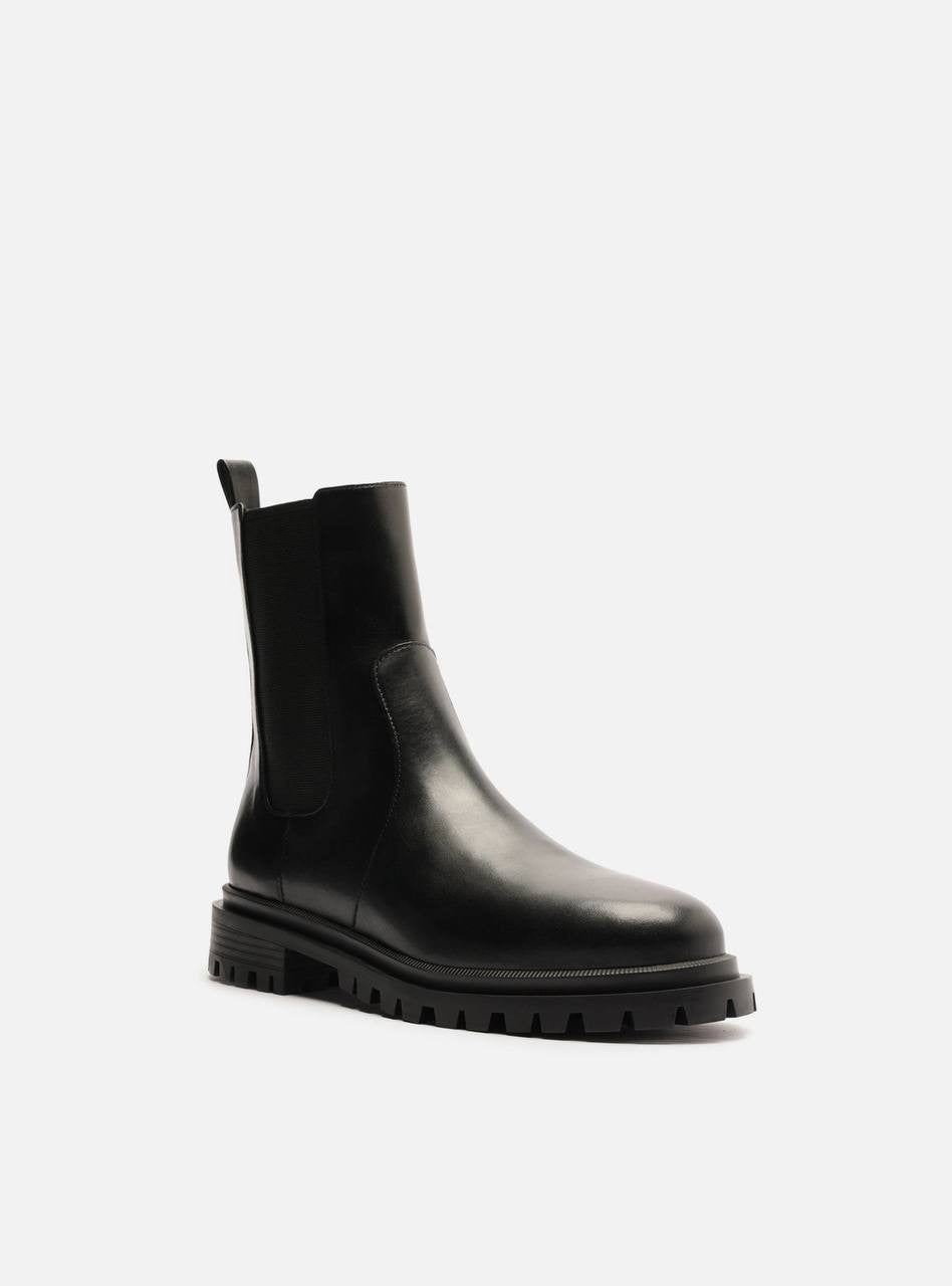 Arezzo Black Leather Boots 9B NIB MSRP $139