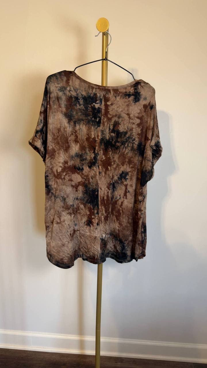 Coin 1804 Plus Size Tie‑Dye V‑Neck Rolled Sleeve Top Mocha Black 3X NWT $30