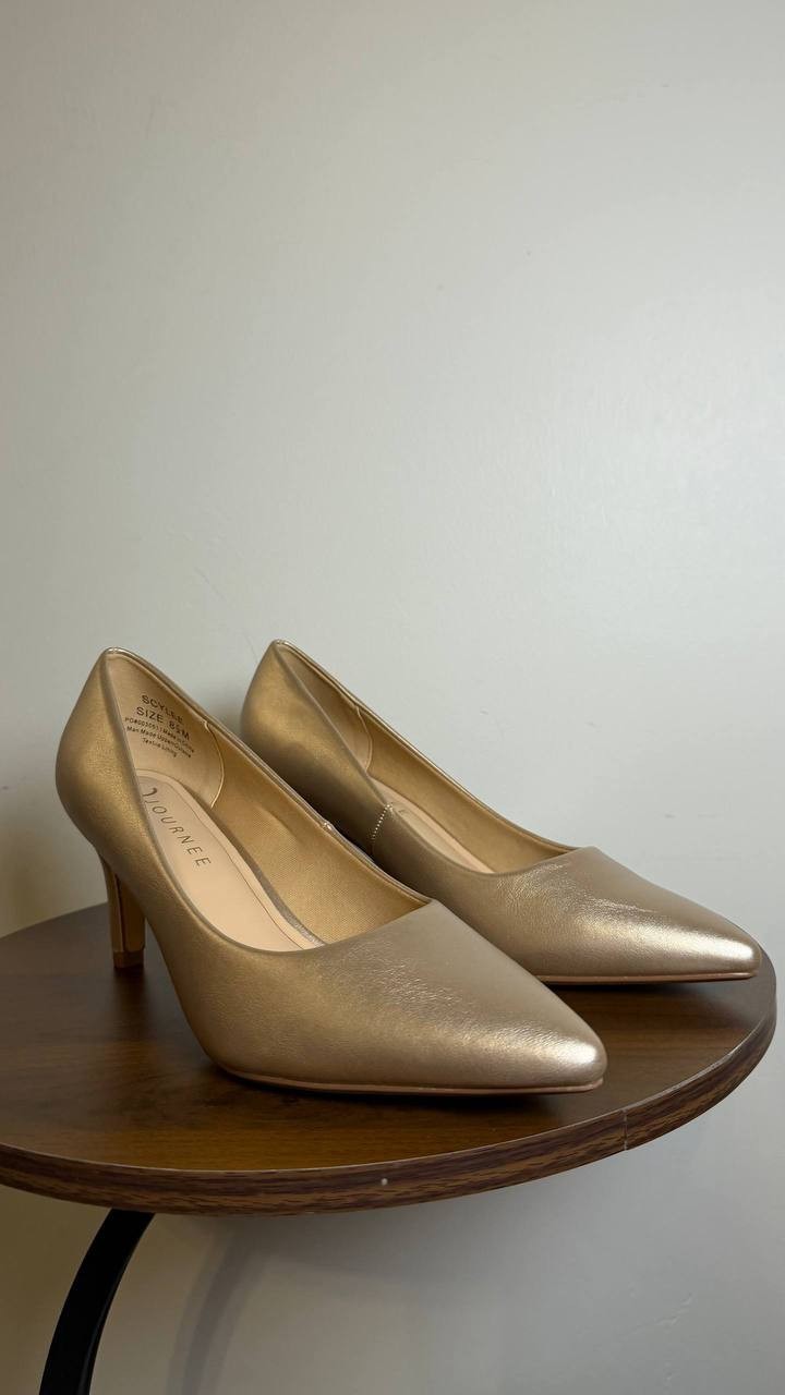 Journee Champagne Toe Dress Pumps 8.5M NIB MSRP $93