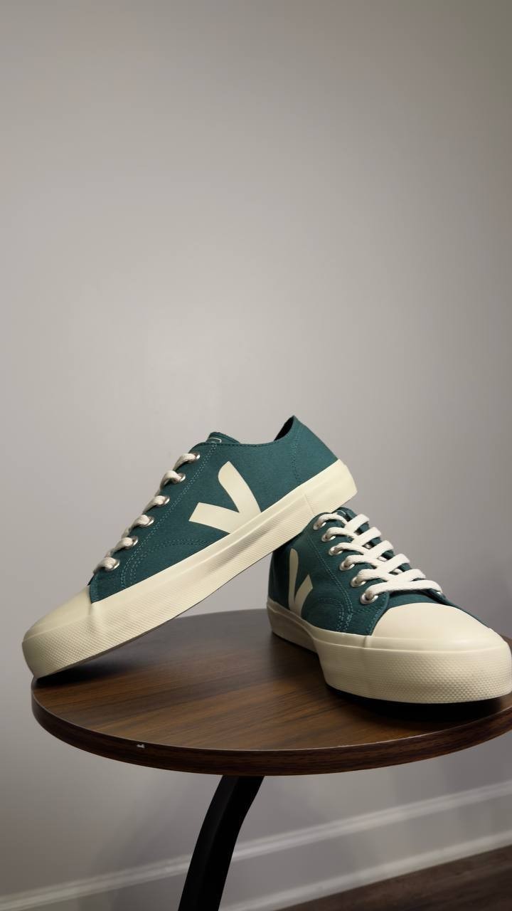 Veja  Sneakers  Green  10  New  $130