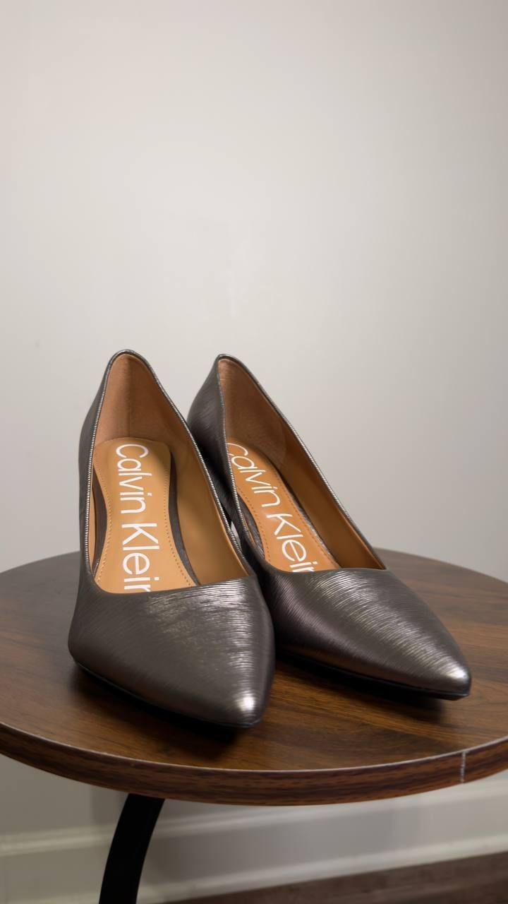 Calvin  Klein  Stiletto  Pumps  Gray  7  M  New