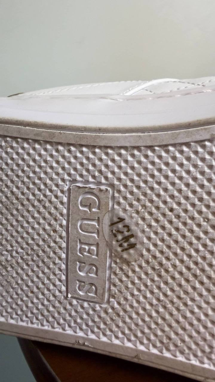 GUESS Loven Sneakers 12M White Multi Lace‑Up Low‑Profile Logo Detail NIB msrp$65