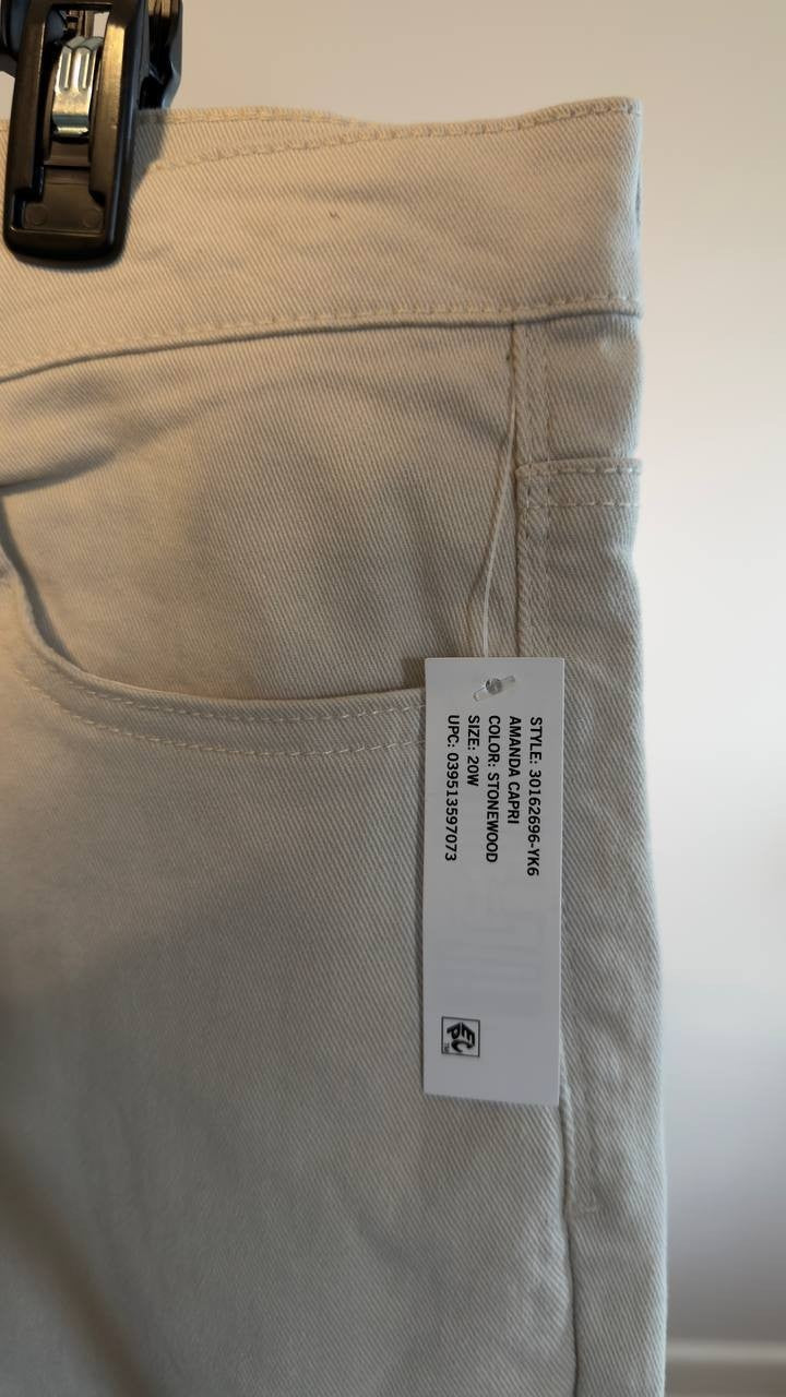 Gloria Vanderbilt Amanda Capri Pants Plus Size 20W Stonewood NWT $50