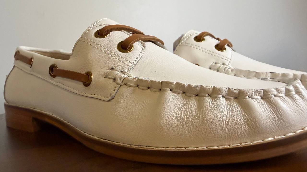 Giani Bernini Lylaa Loafers 7.5M White Leather Boat Shoe Slip‑On NIB msrp$99.50