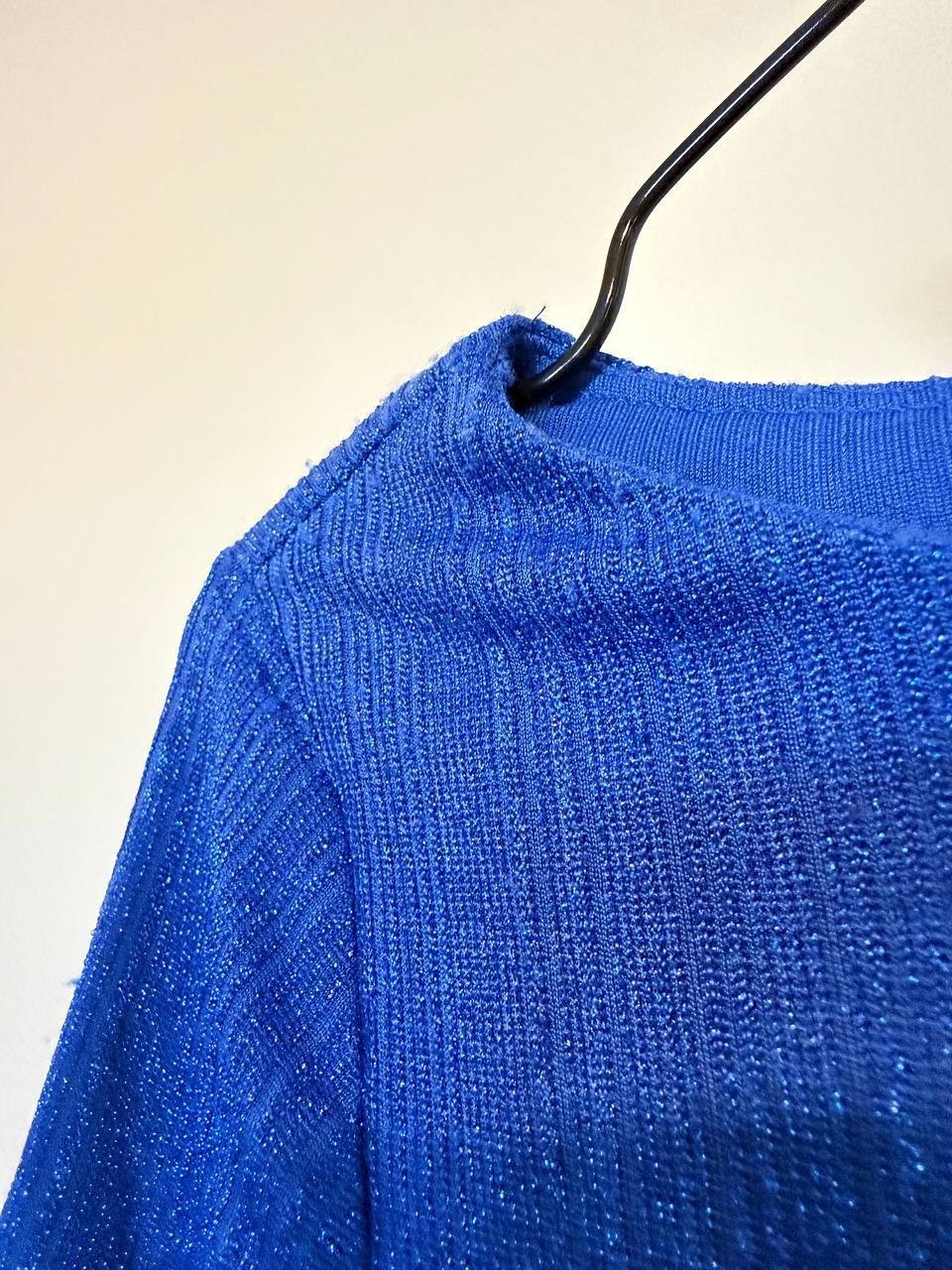 DKNY Women’s Sweater – Size S – NWT – Small Pilling