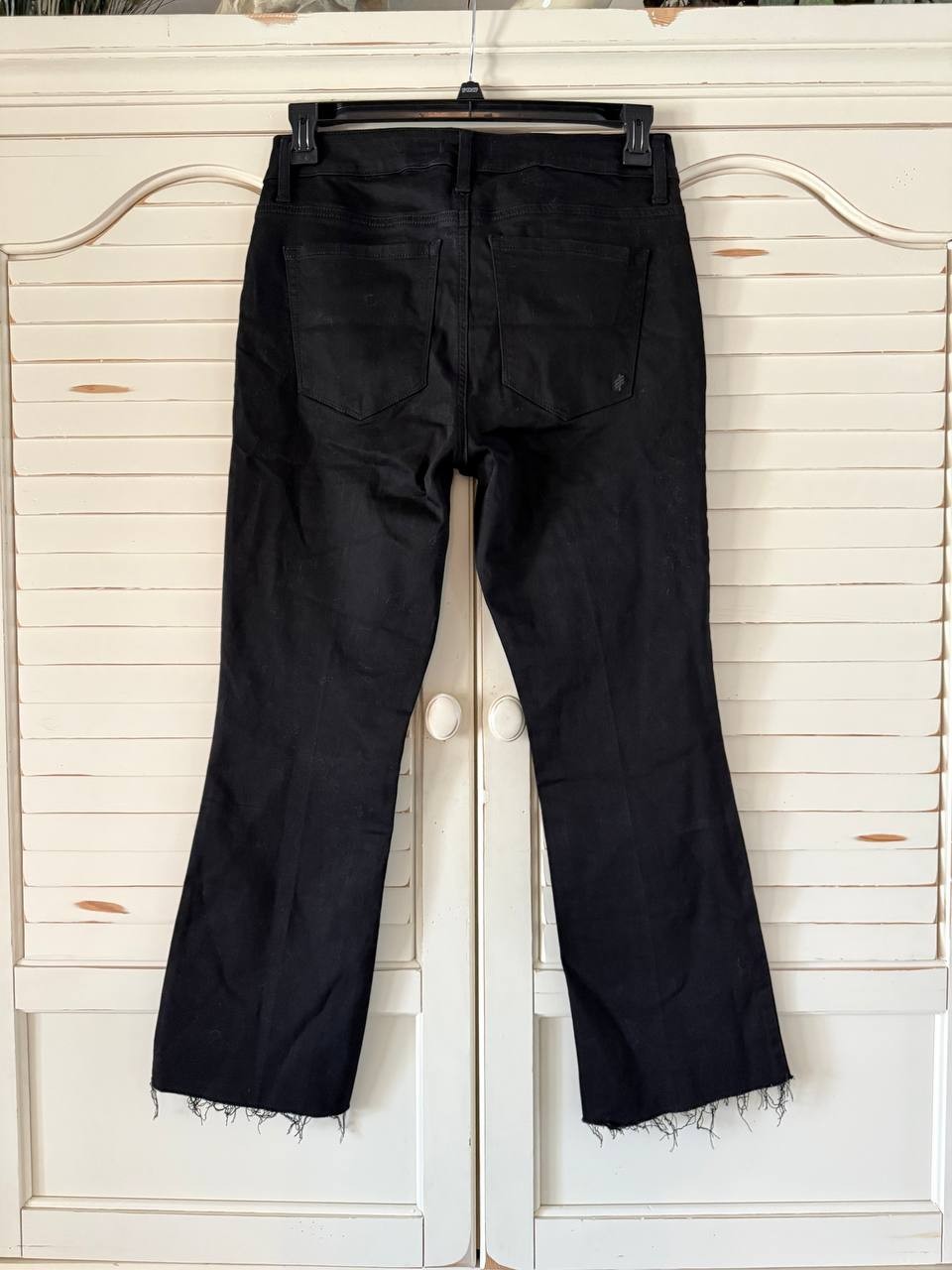 Silver Jeans Co. Suki Curvy Raw Hem Kick Flare Jeans W31/L27 Black NWT $74