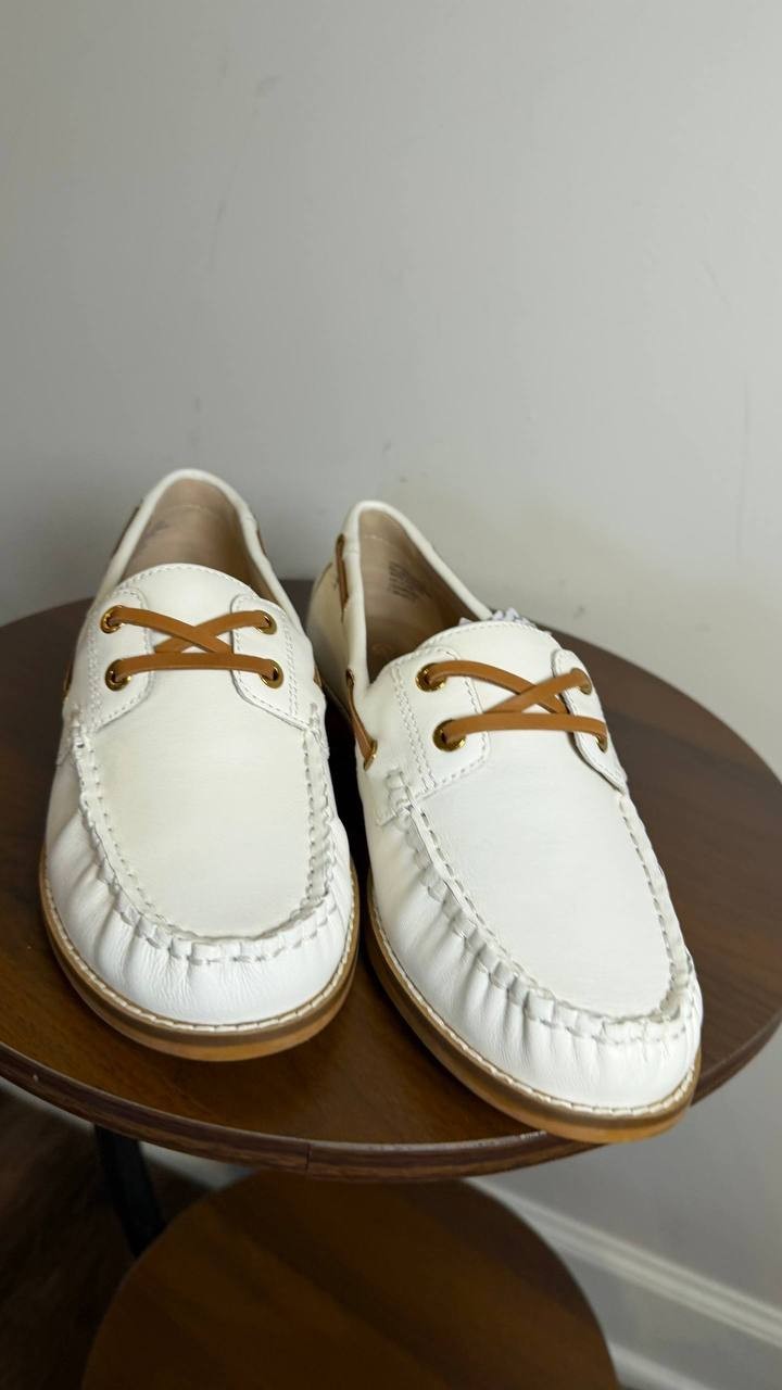 Giani Bernini Lylaa Loafers 7.5M White Leather Boat Shoe Slip‑On NIB msrp$99.50