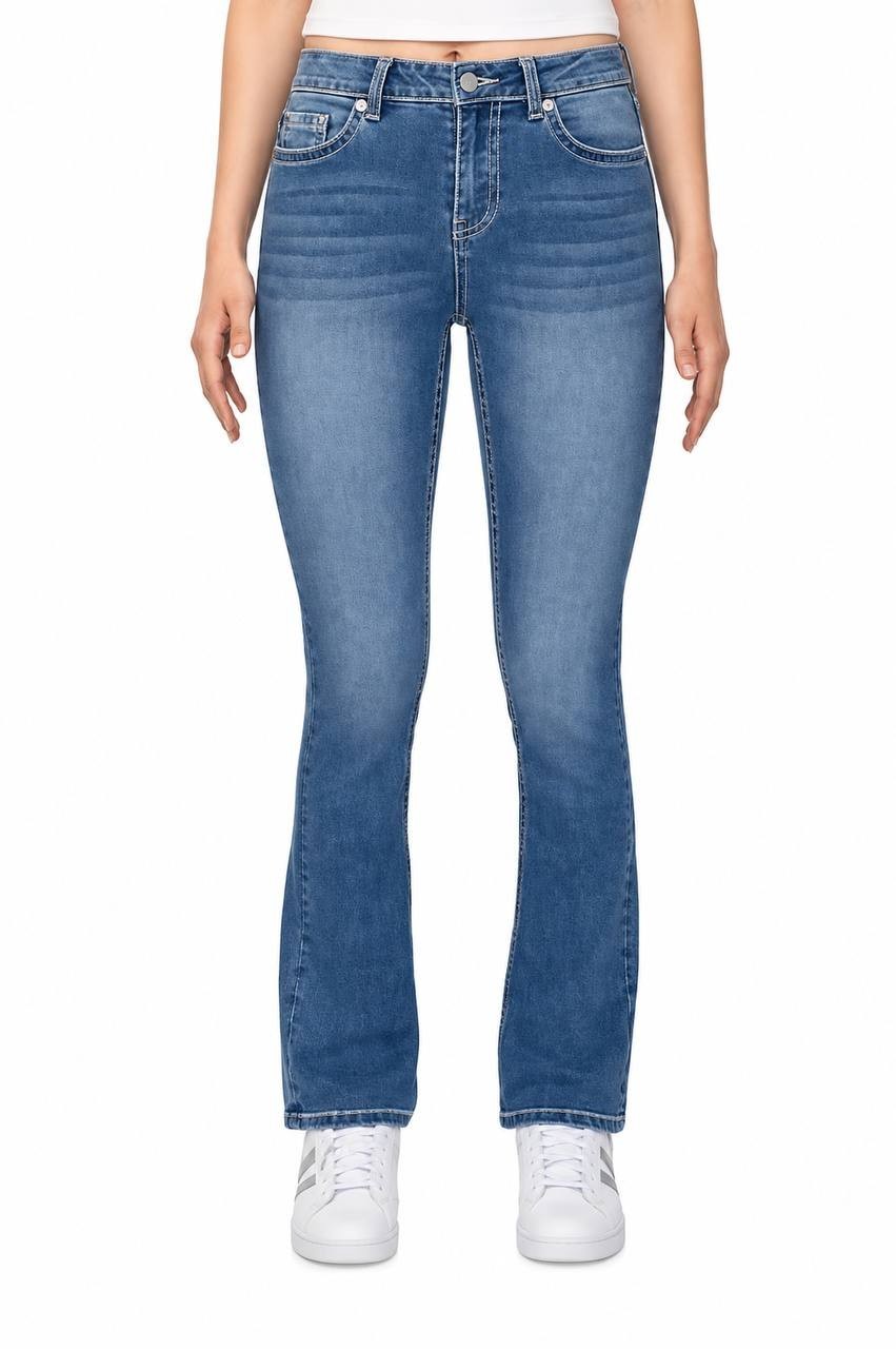 Madden Girl Women’s Blue Denim Jeans Size 3 NWOT  $46
