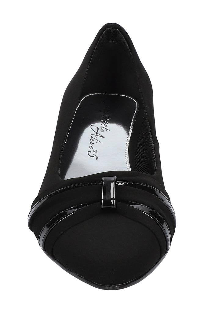 Easy Street Black Synthetic Pumps 10W NIB MSRP $65
