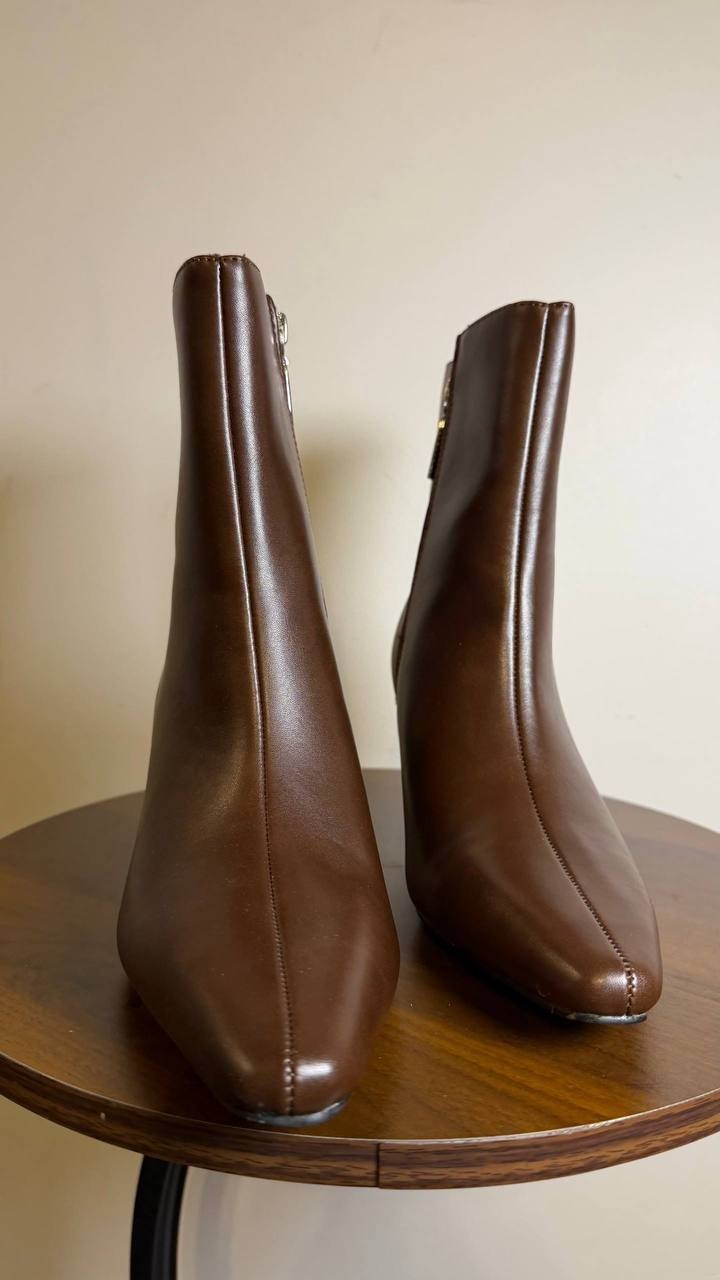 French Connection Chocolate Booties Size 6 New $129