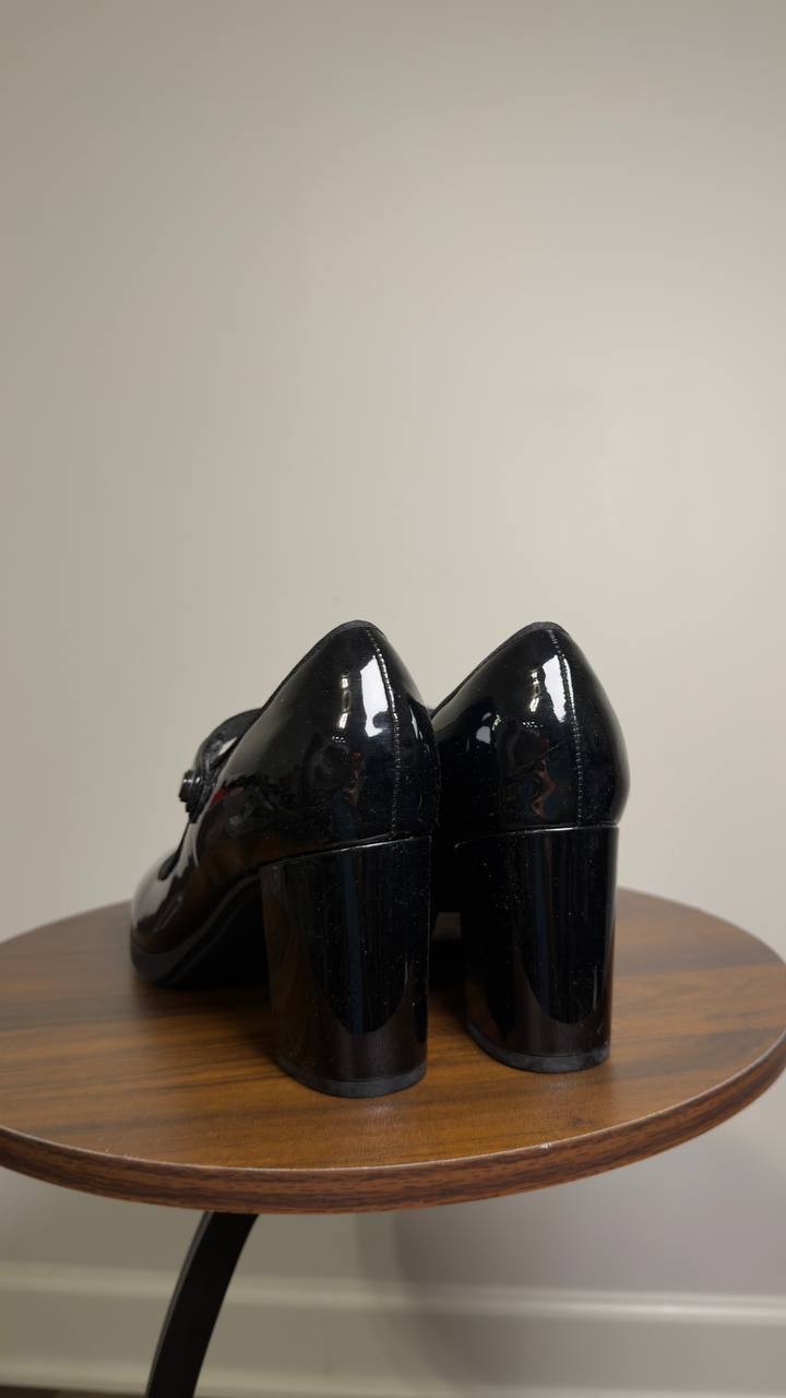 Clarks  Mary  Jane  Heels  Black   8.5M  New  $105
