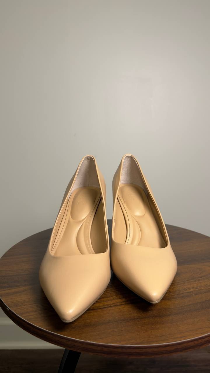 I.N.C.  International  Concepts  Pointed  Toe  Pumps  Dark  Almond  8M  New  $80