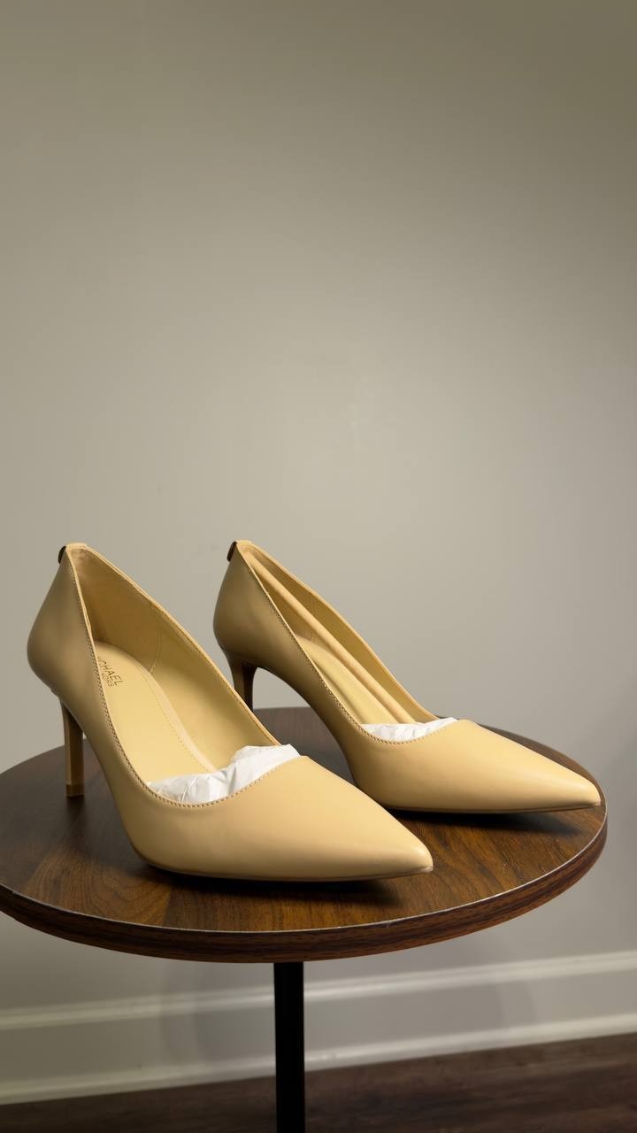 Michael  Michael  Kors  Flex  Pointed  Toe  Pumps  Blush  7  New $119.50