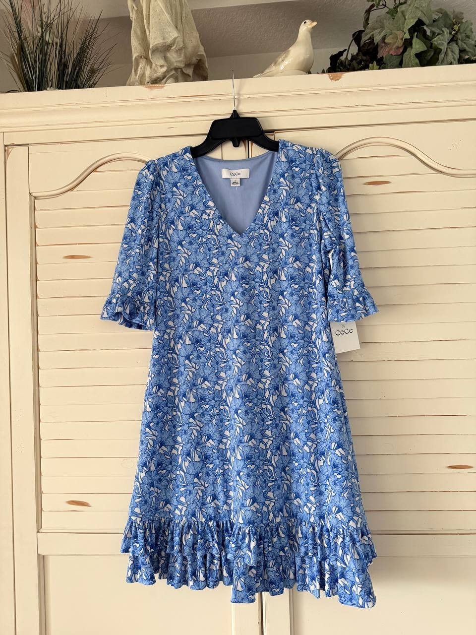 CeCe Dress S Blue V-Neck Knit Ruffle Hem Long Sleeve Pullover Stretch NWT