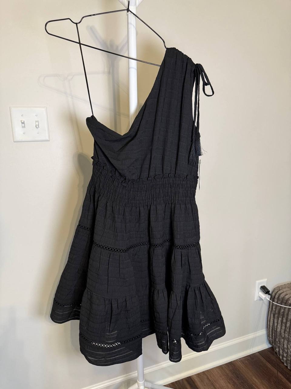 Taylor One‑Shoulder Seersucker Fit & Flare Dress –Black –Size M – NWT