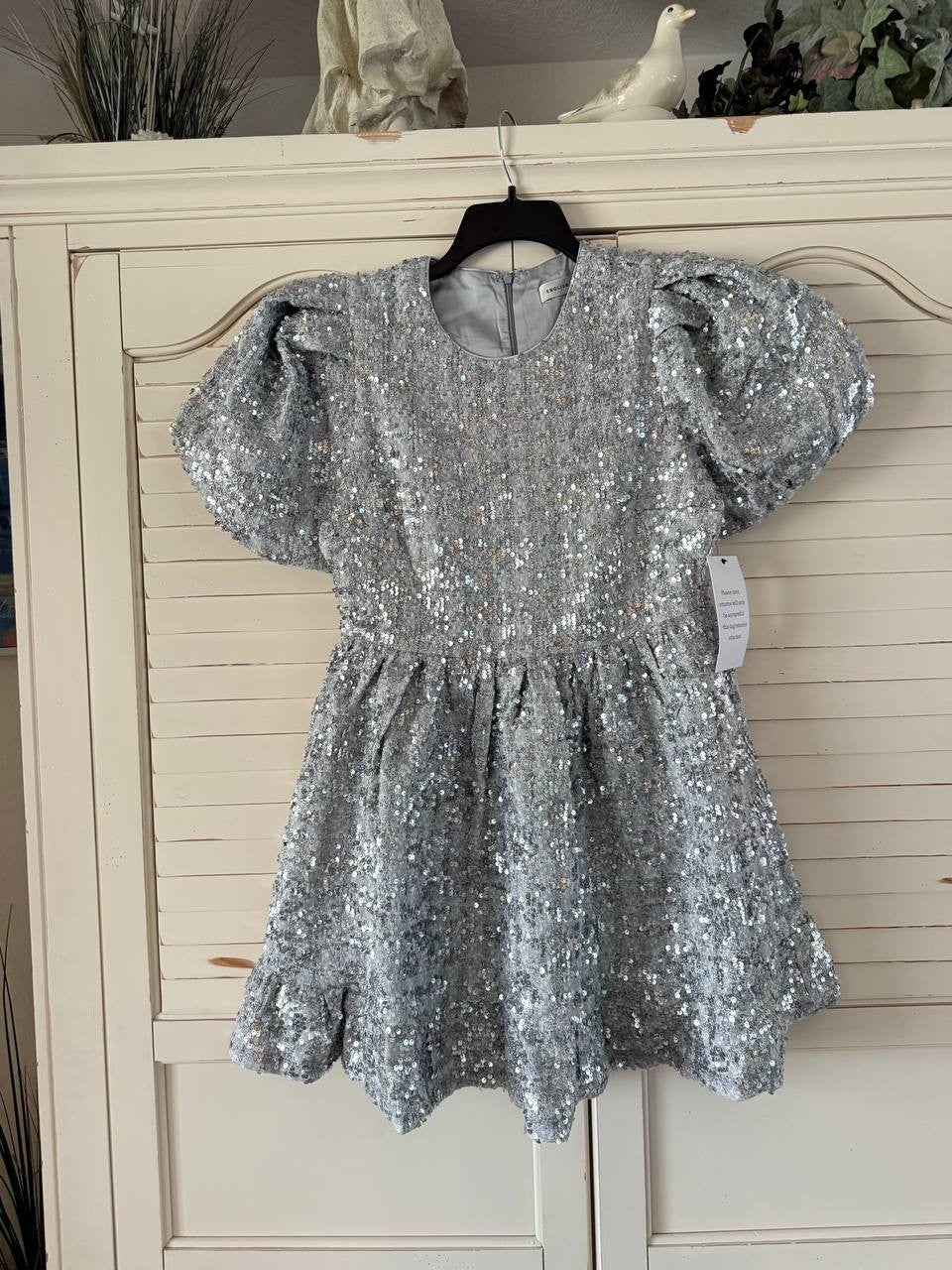 Sequin Tweed Tiered Mini Dress Silver Size M New No Tags – Party Chic