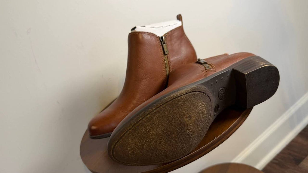 Lucky Brand Basel Booties 8M Toffee Leather Almond Toe Dual Zip NIB msrp$129