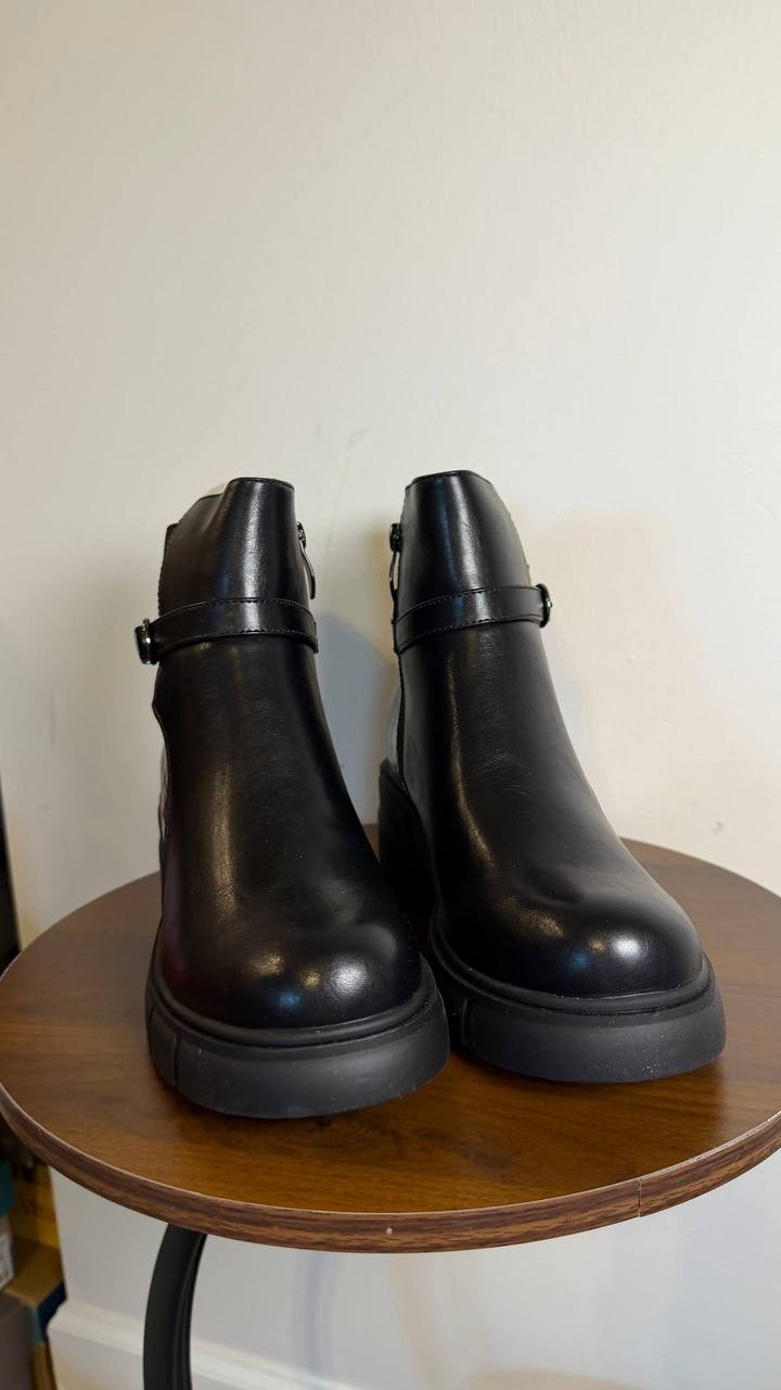 GC Shoes Dawn Booties 8 Black Block Heel Almond Toe Lug Sole NIB msrp$99.99