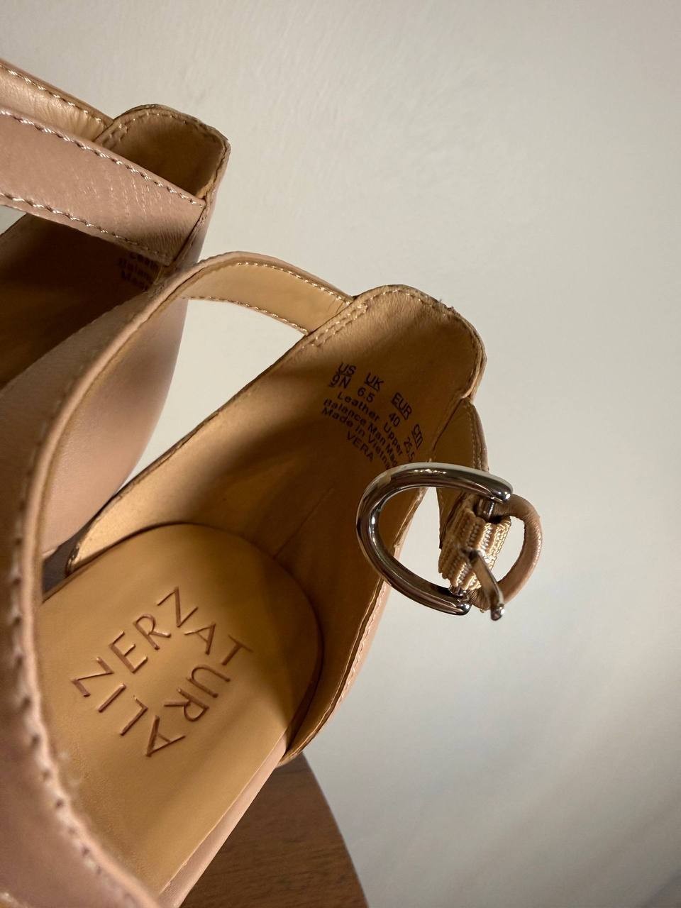 Naturalizer Vera Leather Ankle‑Strap Sandals – Opal – Size 10N – New in Box