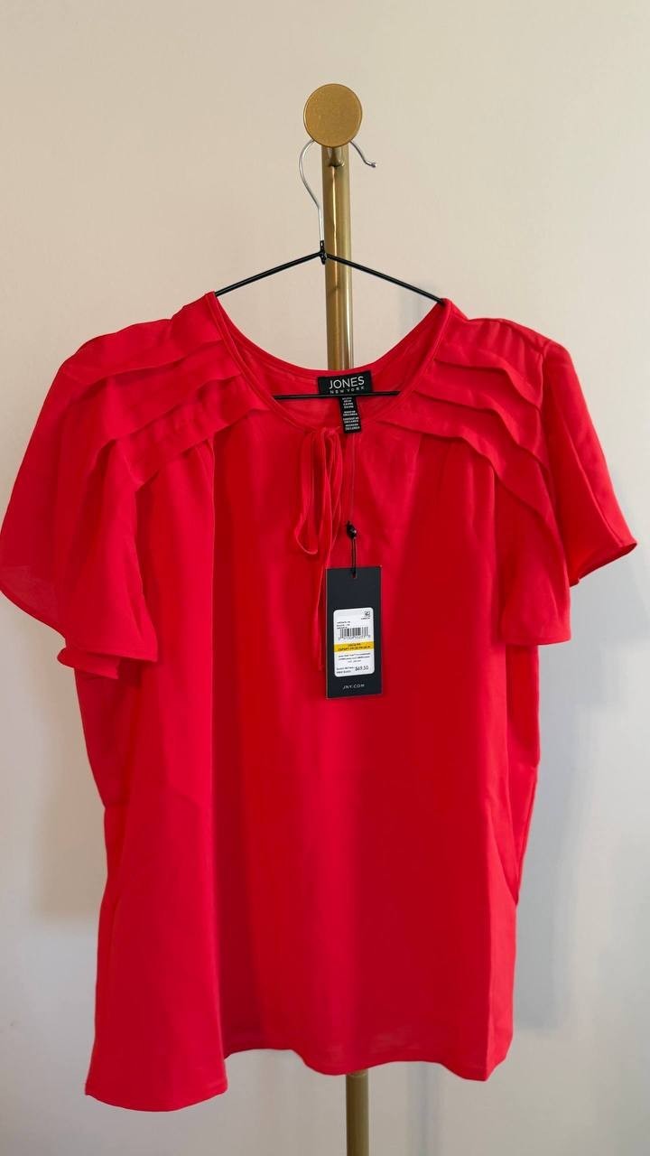 Jones New York Women’s Pleated Shoulder Flutter Sleeve Blouse Rouge PM $79.50 NW