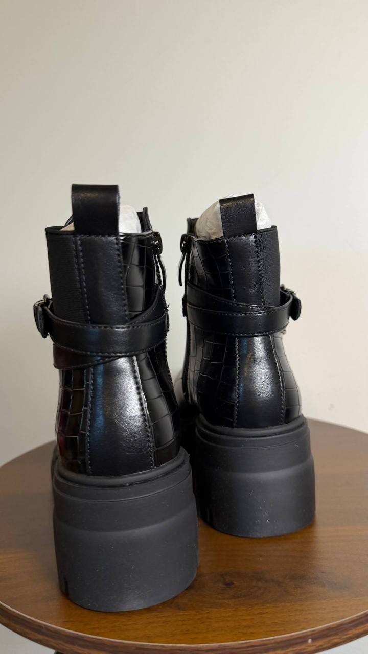 GC Shoes Dawn Booties 8 Black Block Heel Almond Toe Lug Sole NIB msrp$99.99
