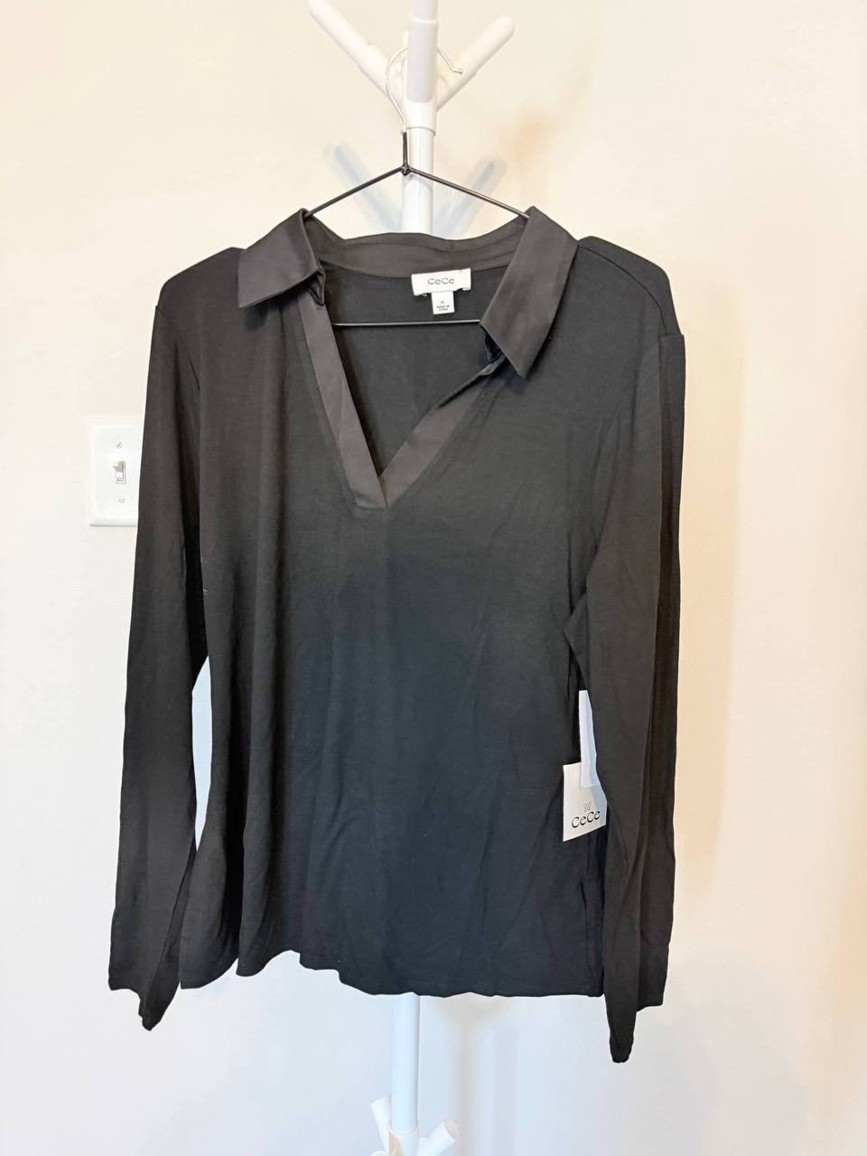 CeCe Collared V‑Neck Long‑Sleeve Top – Black – Size XL – NWT – $49
