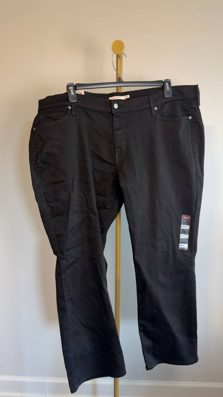 Levi’s Classic Straight Jeans Plus Size 26W Black NWT $69.50