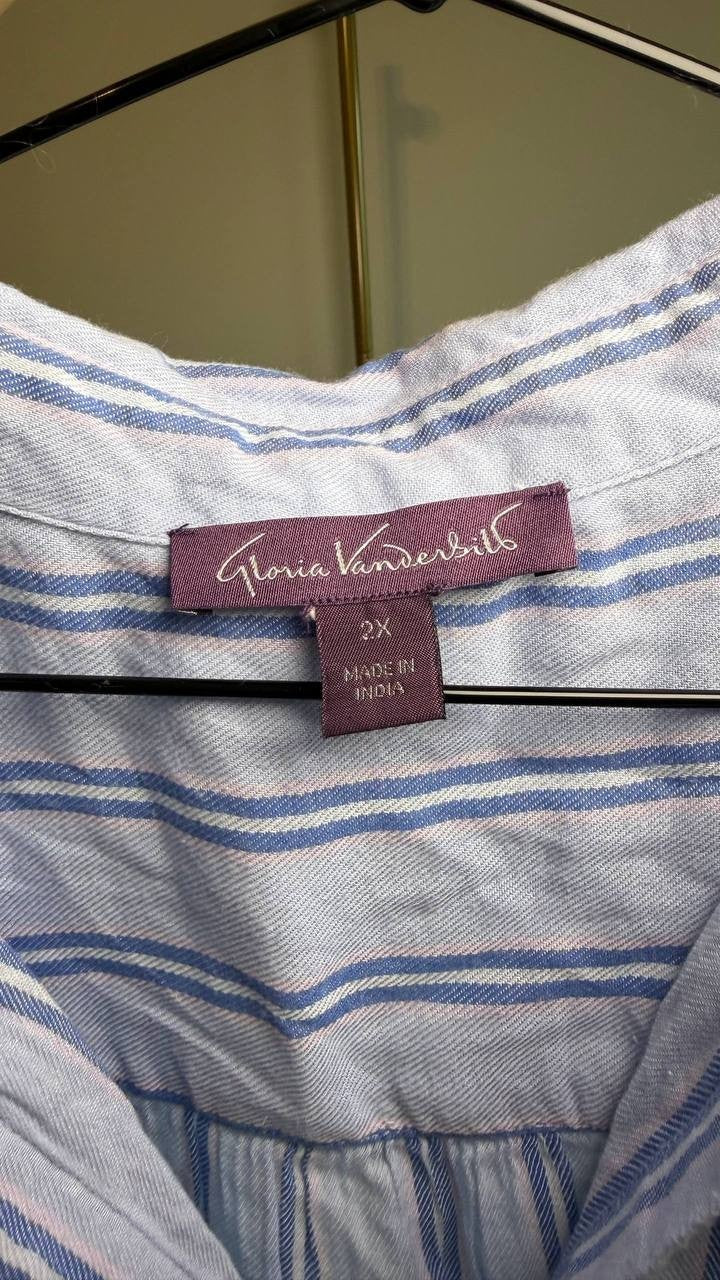 Gloria Vanderbilt Plus Size Short Sleeve Woven Shirt Blue 2X NWT $48