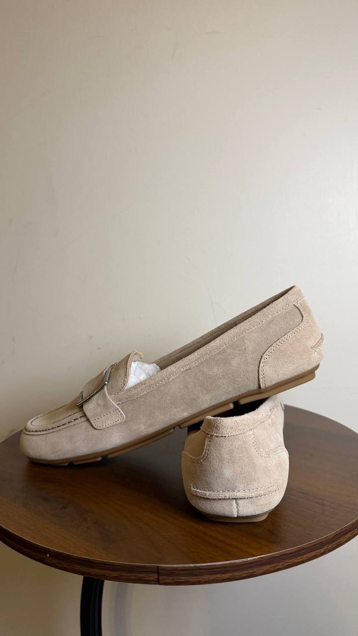 Calvin Klein Slip-On Loafers Taupe Suede Size 9.5M New in Box $99