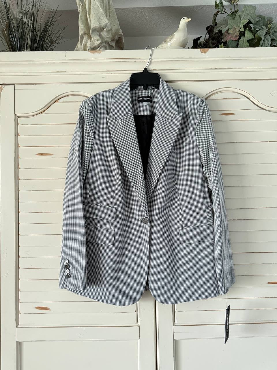 Karl Lagerfeld Paris Gray Pinstripe Blazer Size 8 NWT $189 – Elegant Power Look