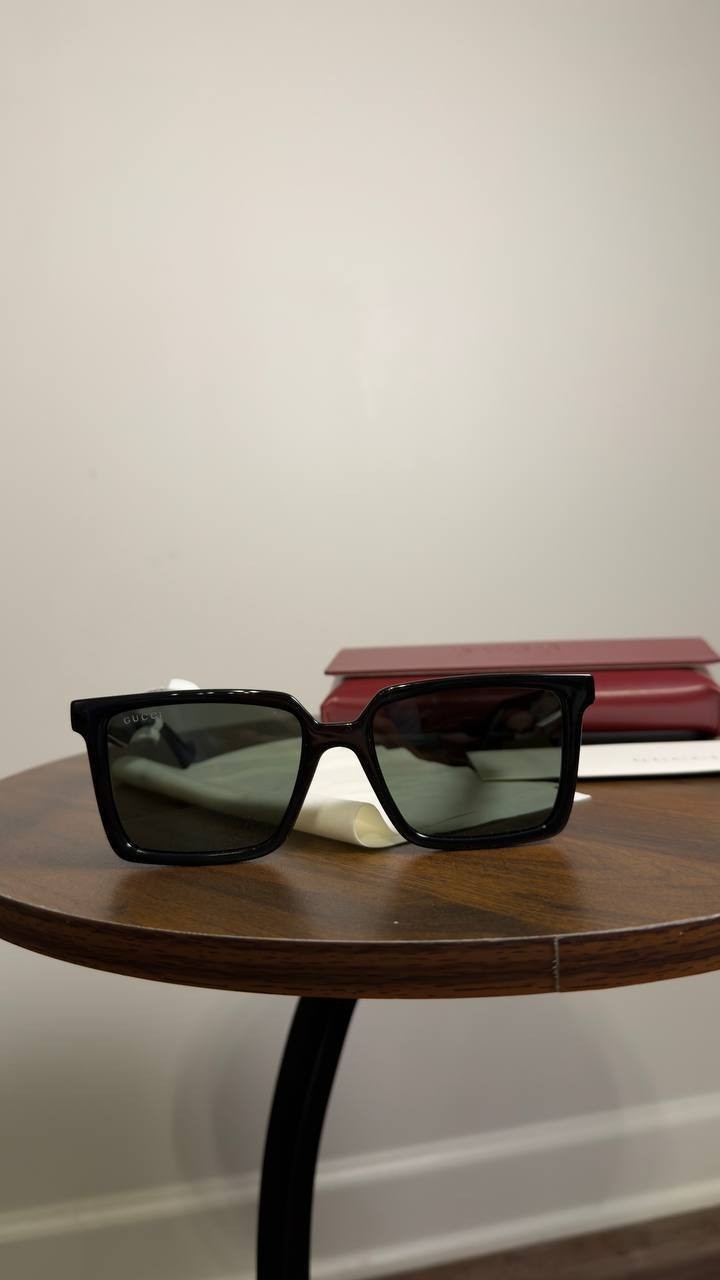 Gucci  GG1540S  001  Black   Sunglasses  NWT  $350