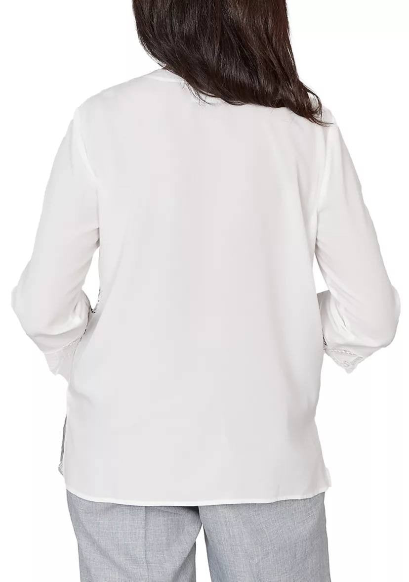 Alfred Dunner Petite Lace Cut Out Front Henley Top White PM NWT $64.50